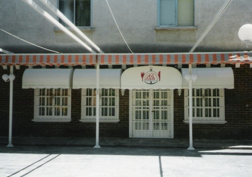 Instalación de Pérgolas en Restaurante Sala en Collado Villalba