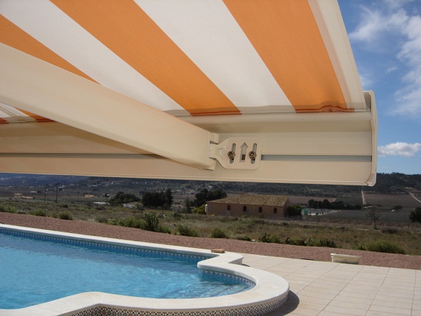 Instalación de Toldo cofre para Alpedrete